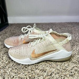 Nike Women's Sneakers in Cream and Gold